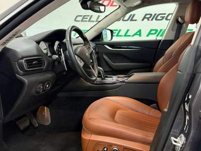 Maserati Levante Levante 2.0 mhev GT 330cv Grigio usata Foligno