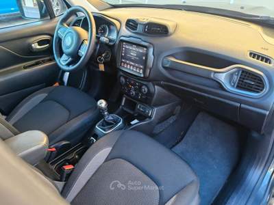 Jeep Renegade Motore ,carrozzeria ed interni pari al nuovo , non fumatore . usata Massa e cozzile