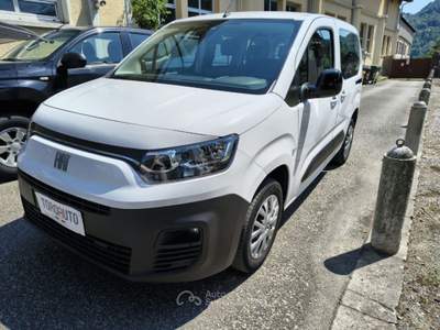 Fiat Doblò Doblò 1.5 BlueHdi 100CV Combi N1 UNICO PROP. Bianco usata Varallo