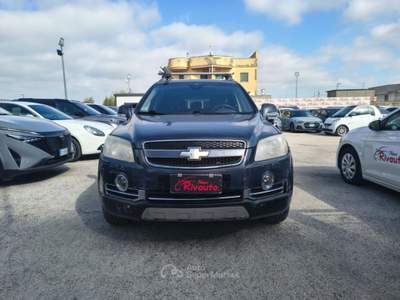 Chevrolet Captiva 2.0 VCDi LTX 7  Posti Nero usata Volla