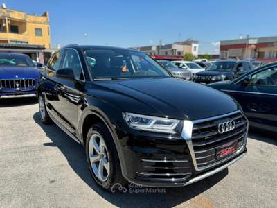 Audi Q5 40 TDI 190 cv quattro S tronic Business Sport Nero usata Volla