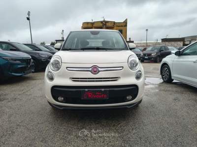 Fiat 500L 1.3 Multijet 95 CV Lounge Bianco usata Volla