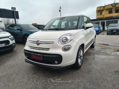 Fiat 500L 1.3 Multijet 95 CV Lounge Bianco usata Volla