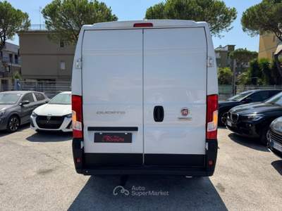Fiat Ducato 33 2.2 Mjt 140CV PRO FURGONE Bianco usata Volla