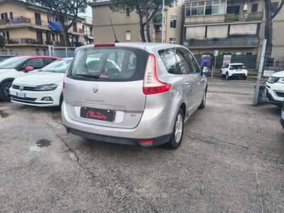 Renault Scénic 1.5 dCi 110CV Dynamique GRAN SCENIC 7P Argento usata Volla