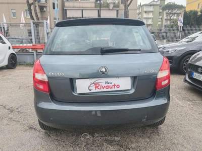 Skoda Fabia 1.2 12V Gpl 70CV 5p. Drive Grigio usata Volla