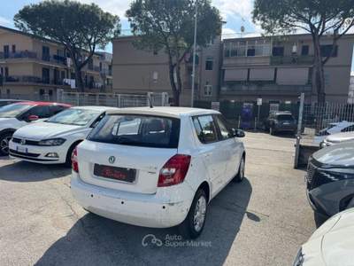 Skoda Fabia 1.6 TDI CR 75CV 5p. GreenLine Bianco usata Volla