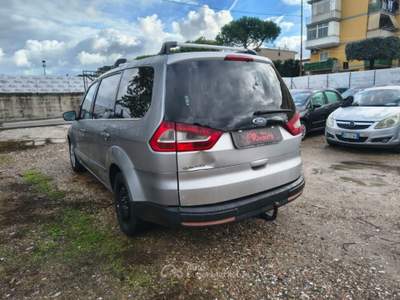 Ford Galaxy 2.0 TDCi 140 CV Ghia DPF 7 POSTI Argento usata Volla