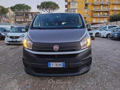 Fiat Talento 1.6 TwinTurbo MJT 125CV PL-TN Combi 12q Grigio usata Volla