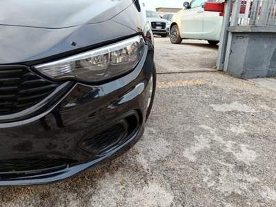 Fiat Tipo 1.4 T-Jet 120CV GPL SW Business Nero usata Volla