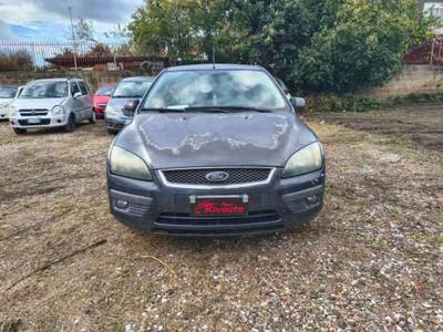 Ford Focus/Focus C-Max 1.6 TDCi 90CV 5p. Titanium Blu/Azzurro usata Volla