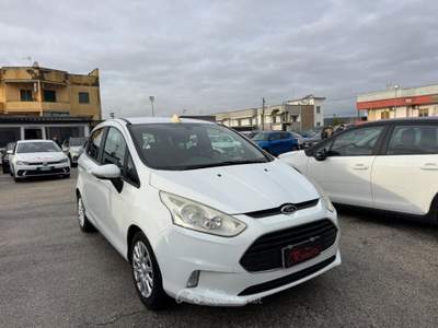 Ford B-Max 1.4 90 CV GPL Business Titanium Bianco usata Volla