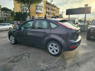 Ford Focus 1.6 TDCi 90 CV 5 P Titanium Grigio usata Volla