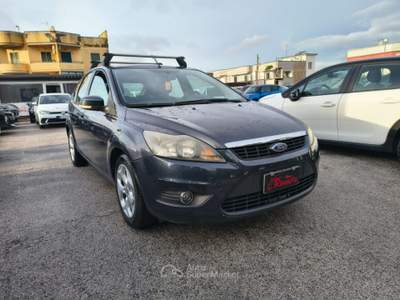 Ford Focus 1.6 TDCi 90 CV 5 P Titanium Grigio usata Volla