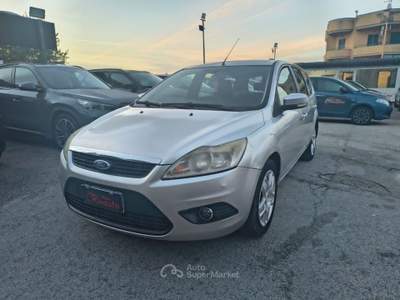Ford Focus 1.6 TDCi 90 CV SW Titanium Argento usata Volla