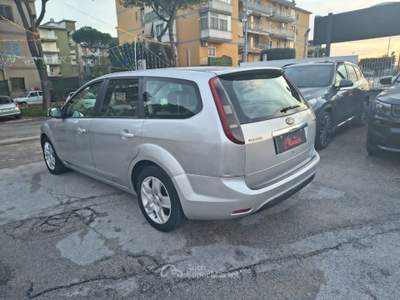 Ford Focus 1.6 TDCi 90 CV SW Titanium Argento usata Volla