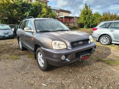 Hyundai Santa Fe 2.0 CRDi TD 4WD Plus Grigio usata Volla