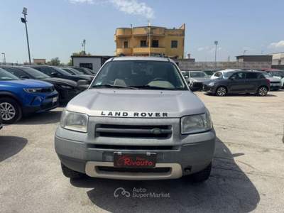 Land Rover Freelander 2.0 Td4 16V cat 3p. Hardback Grigio usata Volla