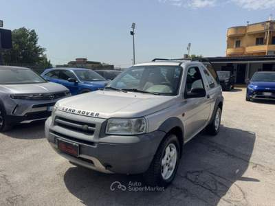 Land Rover Freelander 2.0 Td4 16V cat 3p. Hardback Grigio usata Volla