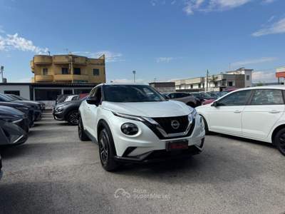 Nissan Juke 1.0 DIG-T 114 CV N-Connecta Bianco usata Volla