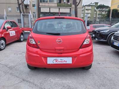 Opel Corsa 1.2 5 porte Cosmo Rosso usata Volla