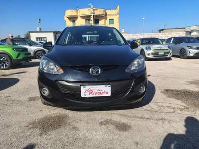 Mazda 2 1.3 Benz 75CV 5p. Trendy Nero usata Volla