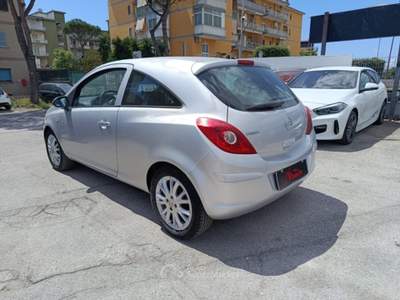 Opel Corsa 1.2 B/GPL 3 porte Cosmo Grigio usata Volla