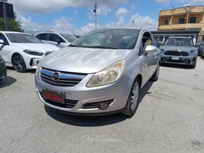 Opel Corsa 1.2 B/GPL 3 porte Cosmo Grigio usata Volla
