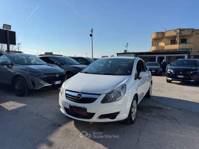 Opel Corsa 1.3 CDTI 3 PORTE COSMO Bianco usata Volla