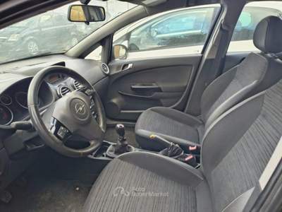 Opel Corsa 1.3 CDTI 75CV 5 porte Ecotec Nero usata Volla