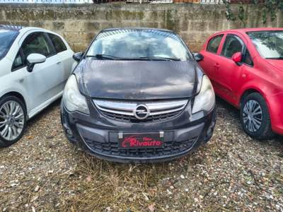 Opel Corsa 1.3 CDTI 75CV 5 porte Ecotec Nero usata Volla