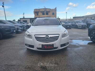 Opel Insignia 2.0 CDTI 160CV 4 porte Elective 4x4 Bianco usata Volla