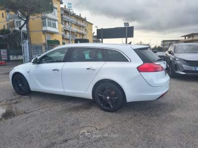 Opel Insignia 2.0 CDTI 160CV 4 porte Elective 4x4 Bianco usata Volla