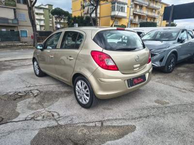 Opel Corsa 1.3 CDTI COSMO Bronzo usata Volla