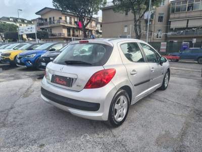 Peugeot 207 1.4 HDi 70CV 5p. Energie Sport Argento usata Volla