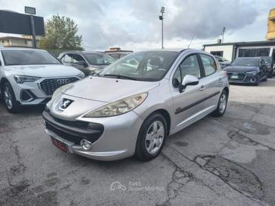 Peugeot 207 1.4 HDi 70CV 5p. Energie Sport Argento usata Volla