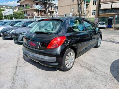 Peugeot 207 1.4 HDi 70CV 5p. XT Nero usata Volla
