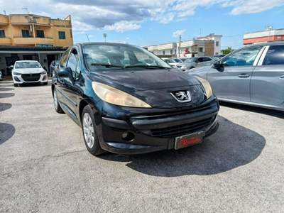 Peugeot 207 1.4 HDi 70CV 5p. XT Nero usata Volla