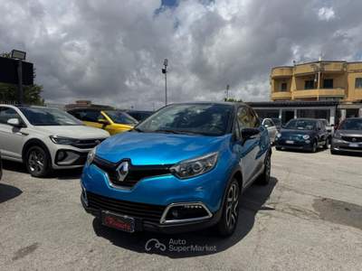 Renault Captur dCi 8V 110 CV Start&Stop Energy Hypnotic Blu/Azzurro usata Volla