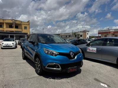 Renault Captur dCi 8V 110 CV Start&Stop Energy Hypnotic Blu/Azzurro usata Volla