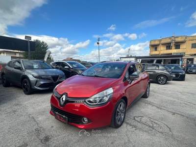 Renault Clio 0.9 TCe 12V 90CV Costume National Rosso usata Volla
