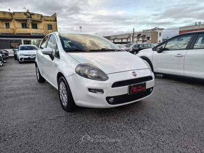 Fiat Punto 1.3 MJT II 75 CV 5 porte Street Bianco usata Volla