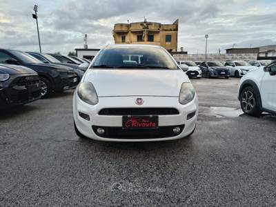 Fiat Punto 1.3 MJT II 75 CV 5 porte Street Bianco usata Volla