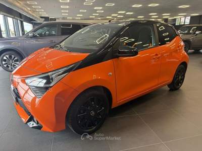 Toyota Aygo Connect 1.0 VVT-i 72 CV 5 porte x-cite Arancione usata ROVIGO