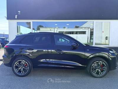 Audi Q3 TDI S tronic S Line edition KM0 - NAVI - TECH PRO Nero usata Imola