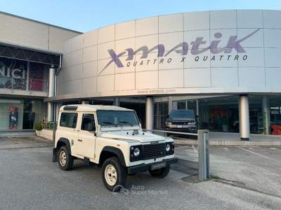 Land Rover Defender 90 turbodiesel Station Wagon County AUTO EPOCA Bianco usata San Vendemiano
