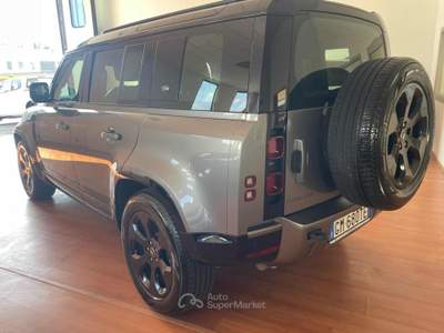 Land Rover Defender 110 3.0D I6 250 CV AWD Auto X-Dynamic hSE Grigio usata Massarosa