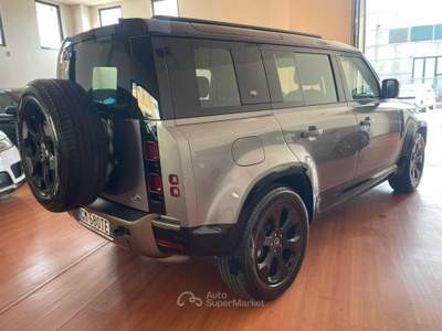 Land Rover Defender 110 3.0D I6 250 CV AWD Auto X-Dynamic hSE Grigio usata Massarosa