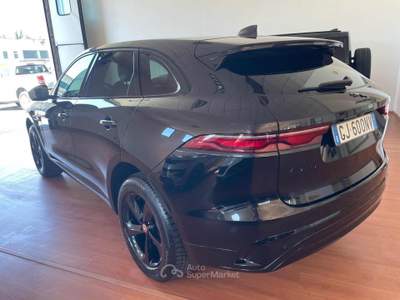 Jaguar F-Pace 2.0 D 204 CV AWD aut. R-Dynamic Black Nero usata Massarosa