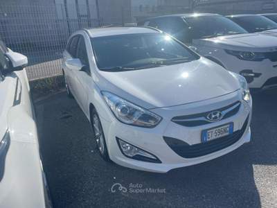 Hyundai i40 Wagon 1.7 CRDi 136CV Aut. Style Bianco usata Massarosa